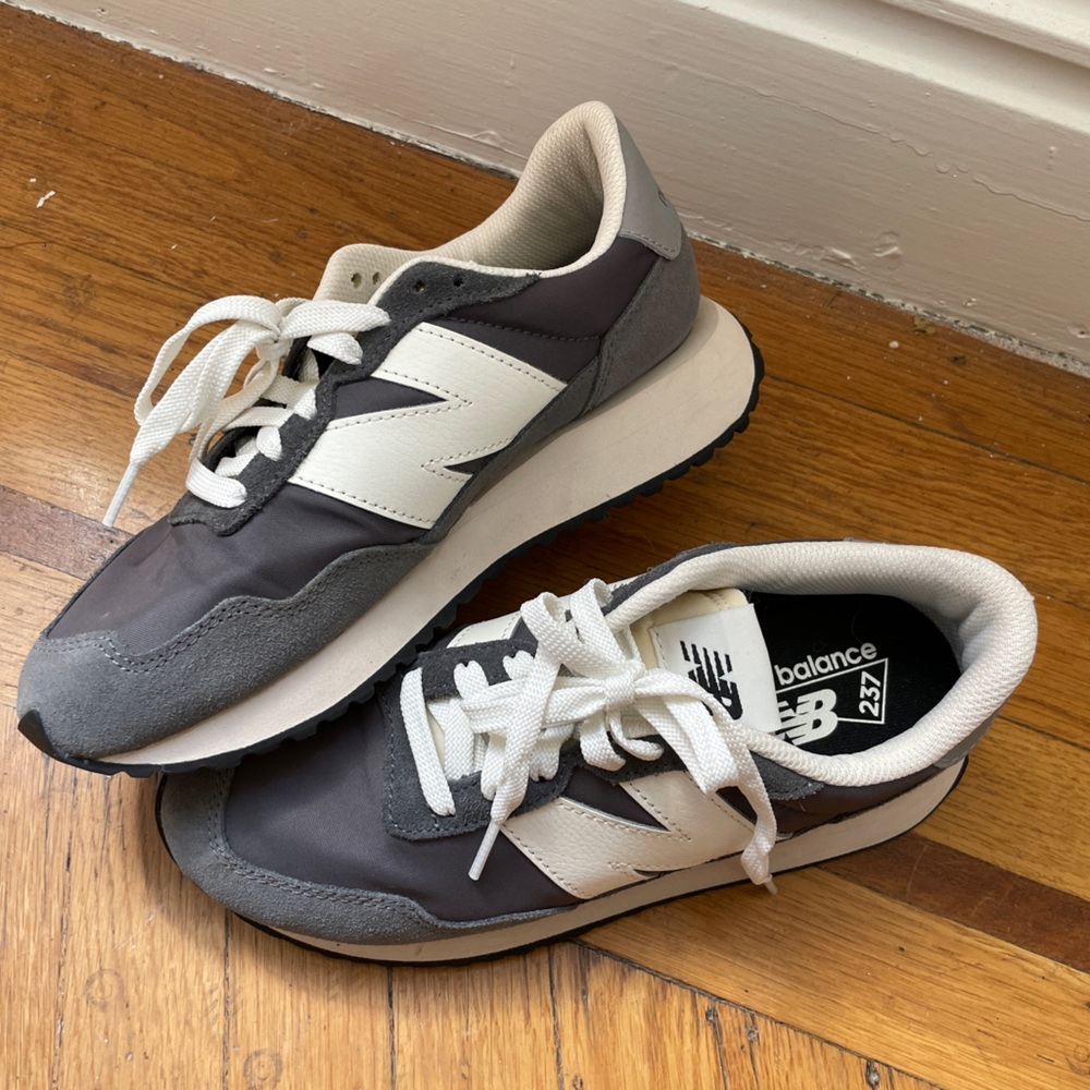 NWOT New Balance 237 Lace Up Sneakers Size 7.5 Magnet/ Castlerock